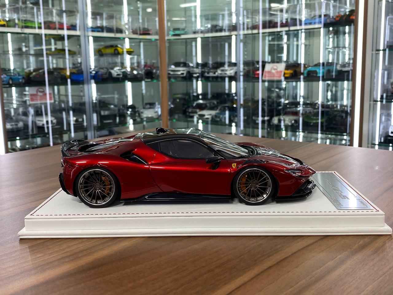 1/18 Resin Ferrari SF90 Stradale Novitec – Davis & Giovanni Chrome Red w/ Black Roof & White/Black Stripe Limited 10