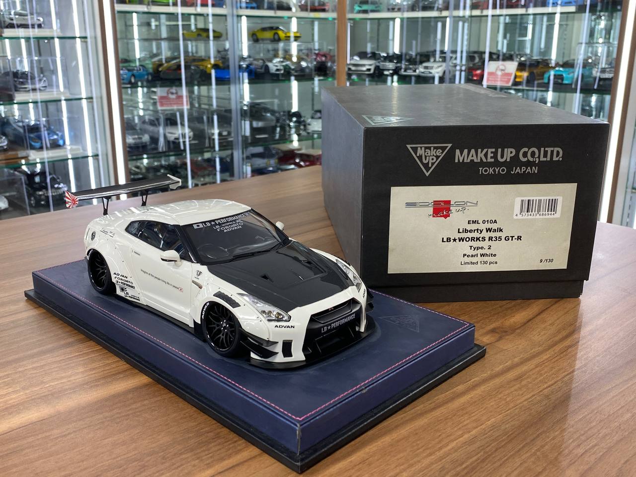1/18 Resin Nissan GT-R R35 Type. 2 LB★Works – Make Up Pearl White Limited Edition 130 pcs