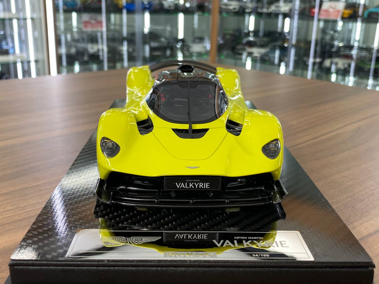 1/18 Resin  Aston Martin Valkyrie – Fronti Art Lime Essence - Limited 100 pcs