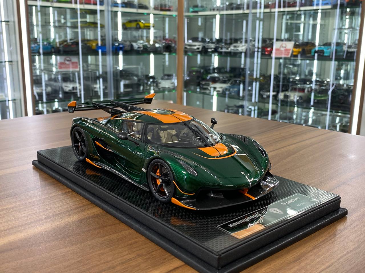 1/18 Resin Koenigsegg Jesko – FrontiArt Green Tinted Carbon - Limited 199 pcs