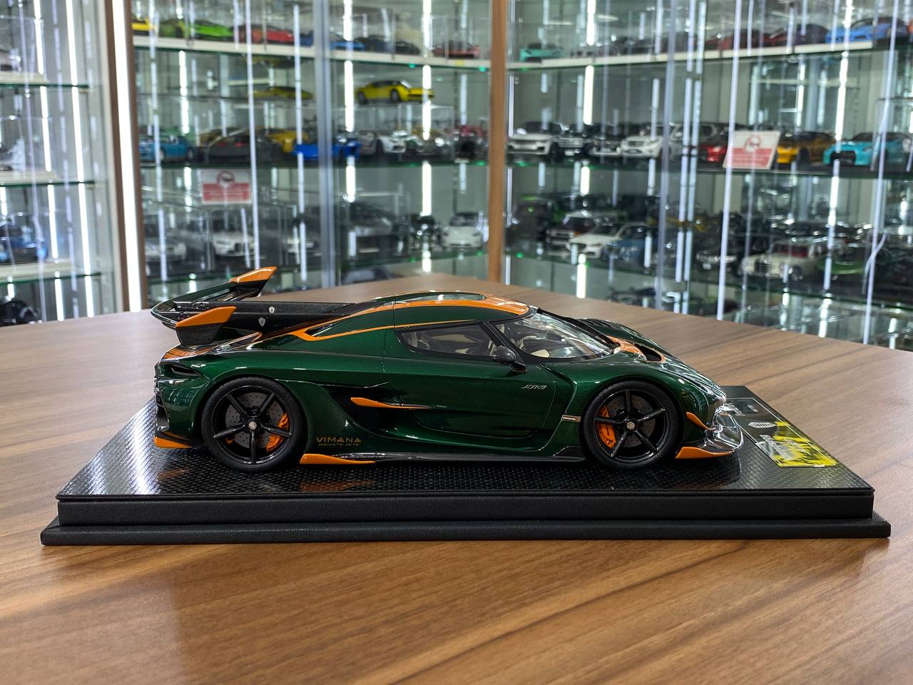 1/18 Resin Koenigsegg Jesko – FrontiArt Green Tinted Carbon - Limited 199 pcs