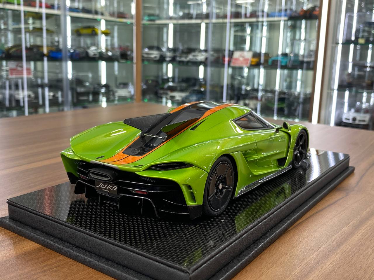 1/18 Resin Koenigsegg Jesko – FrontiArt Jesko Green Limited 100 pcs