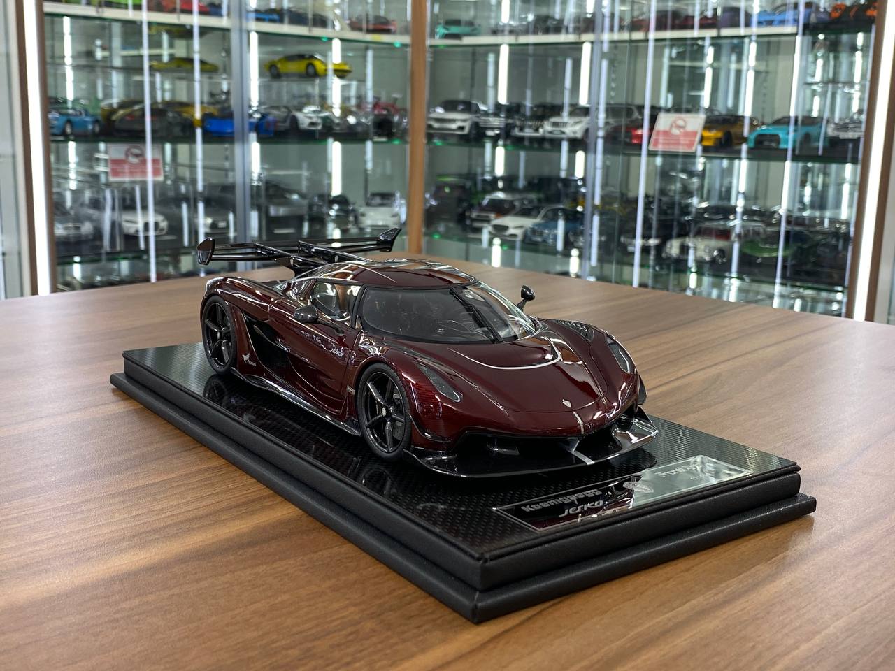 1/18 Resin Koenigsegg Jesko – FrontiArt Red Tinted Carbon - Limited 199 pcs