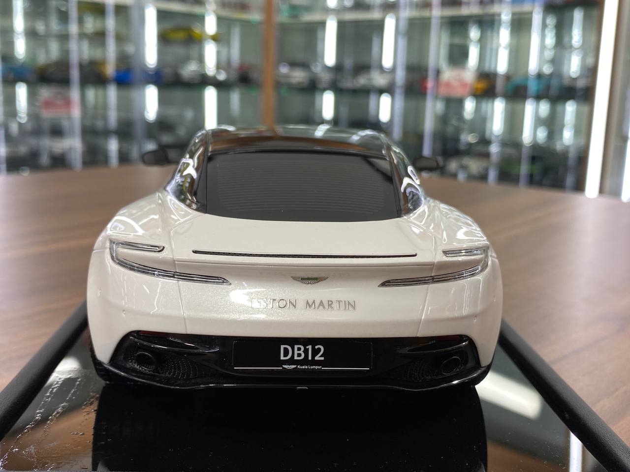 1/18 Resin Aston Martin DB12 Coupe – MotorHelix Zenith White  Limited 99 Pcs