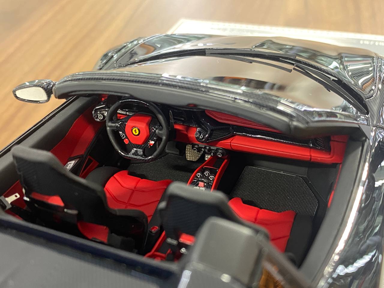 1/18 Resin Davis & Giovanni Ferrari 458 Spider Carbon Fiber Limited 01 of 01