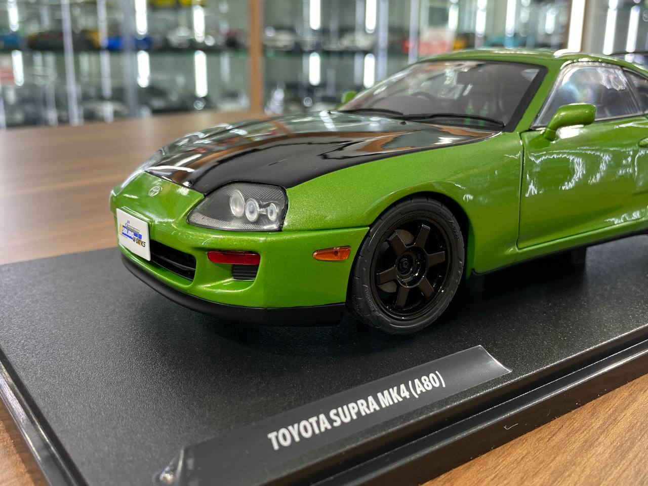 1/18 Diecast Toyota Supra MK4 (A80) Solido Works 1993 Green /  black