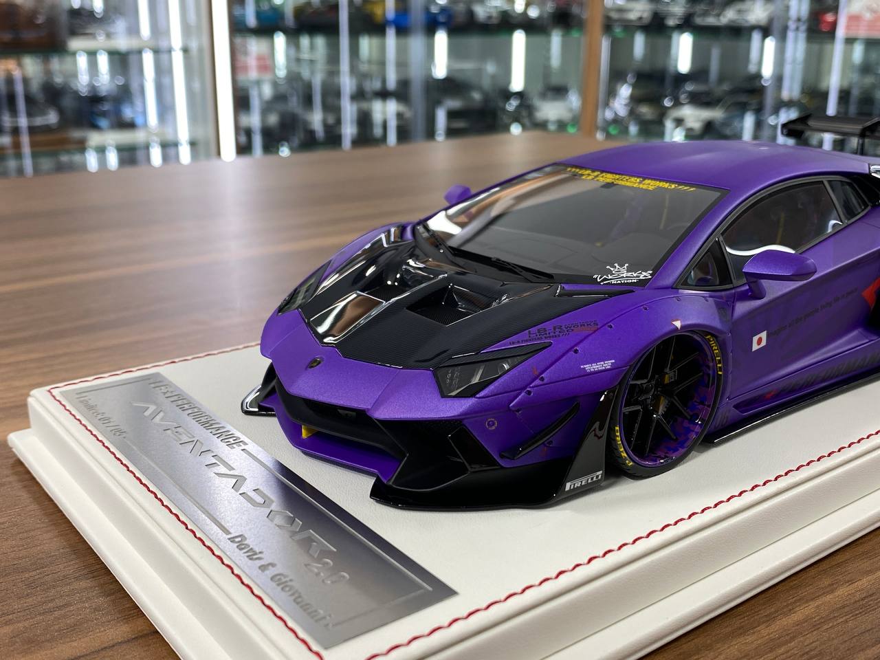 1/18 Resin Lamborghini AVENTADOR 2.0 LB Performance by Davis & Giovanni Matt Metallic Purple w / Zero Fighter decals