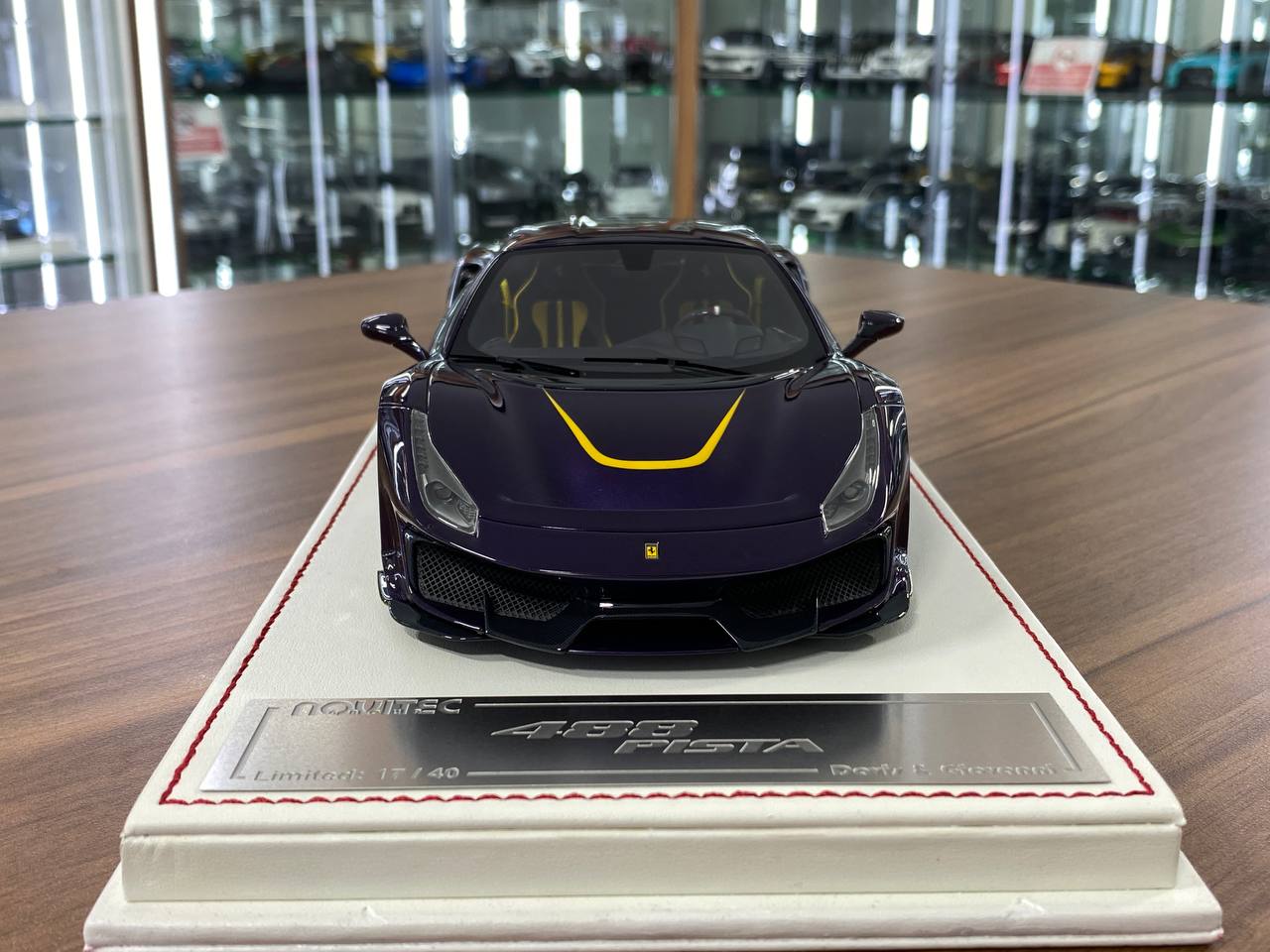 1/18 Resin Ferrari 488 PISTA novitec by Davis & Giovanni in Vietallic purple, yellow stripes Limited- 30 pcs