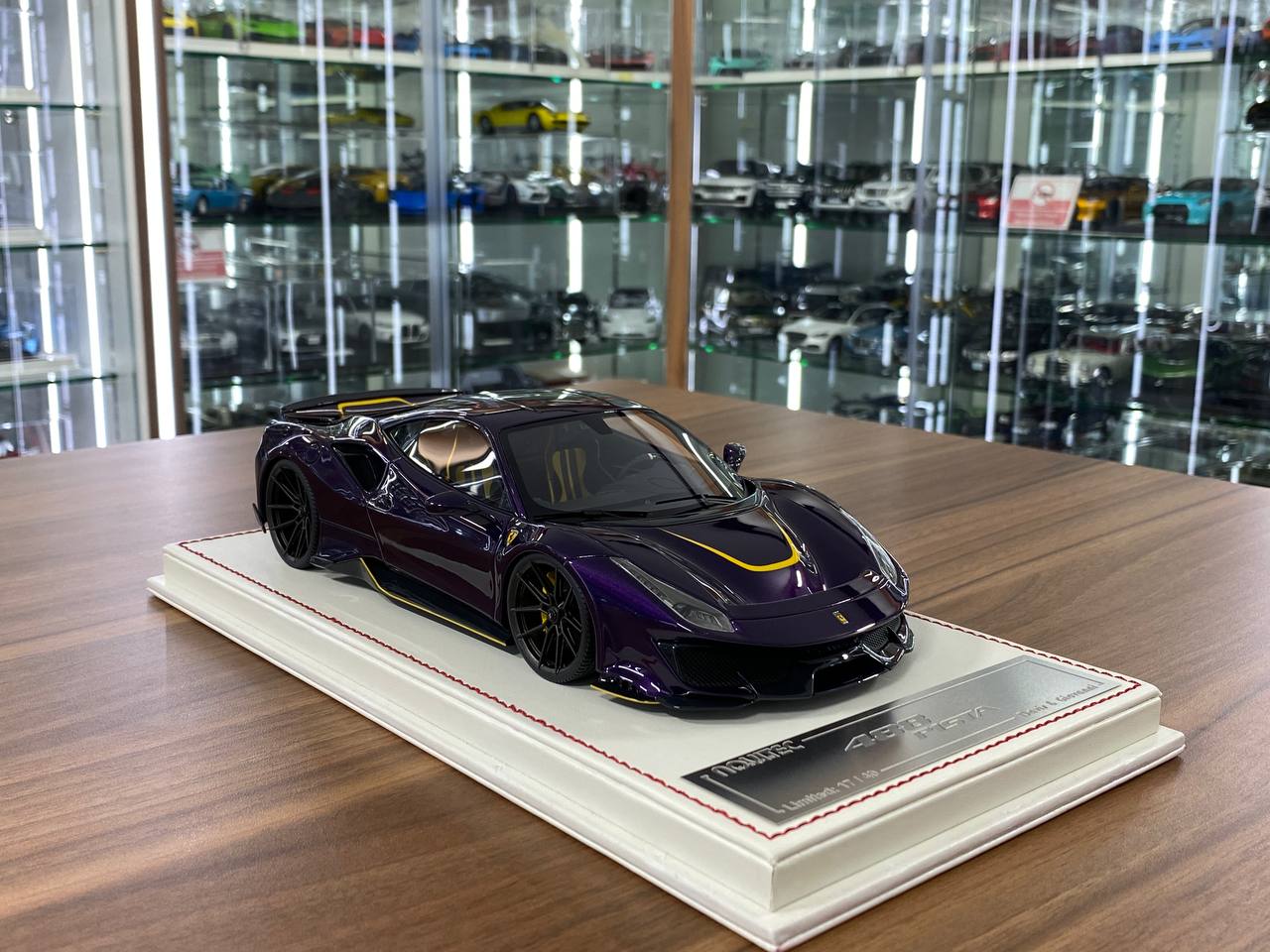 1/18 Resin Ferrari 488 PISTA novitec by Davis & Giovanni in Vietallic purple, yellow stripes Limited- 30 pcs