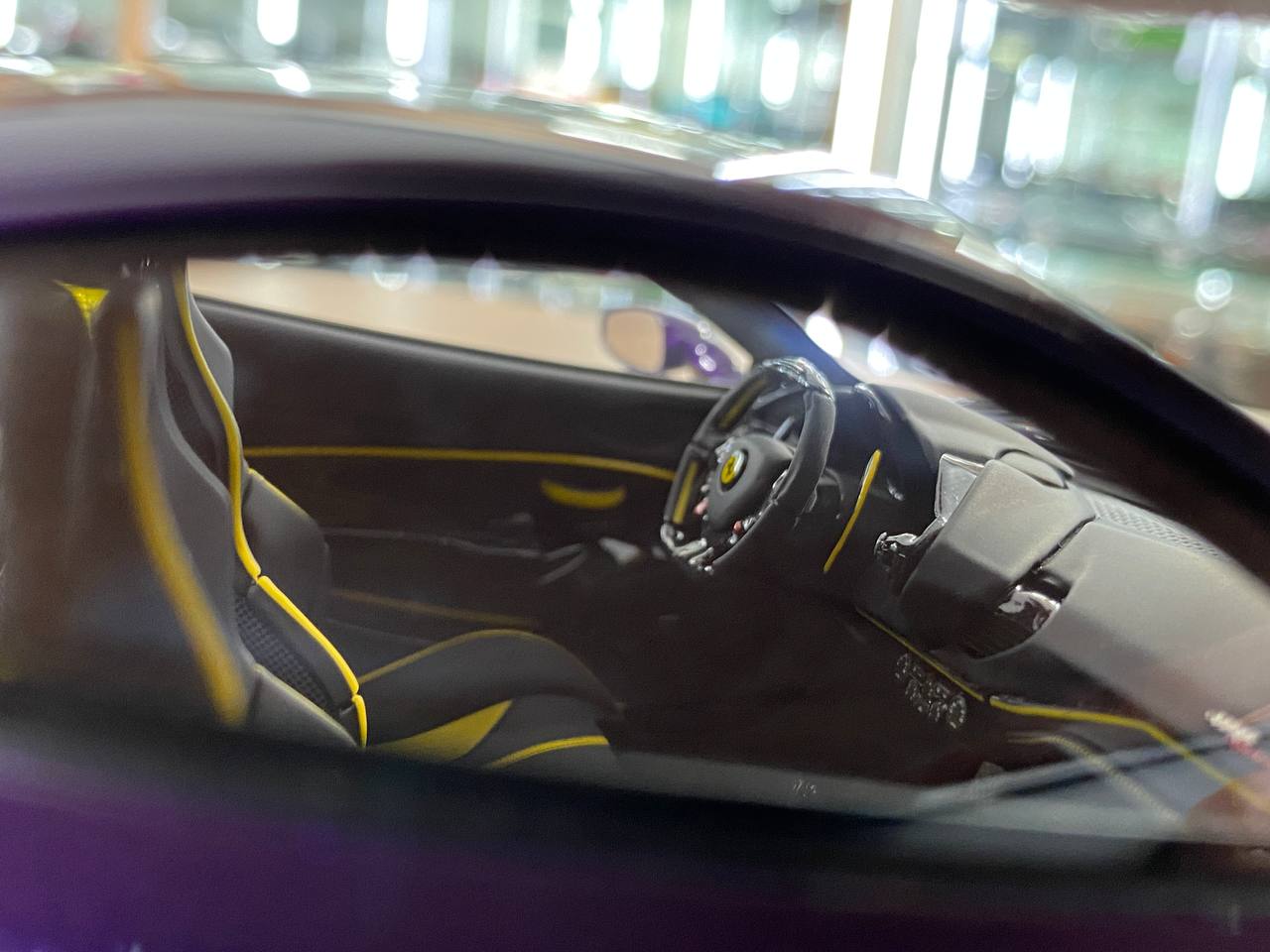 1/18 Resin Ferrari 488 PISTA novitec by Davis & Giovanni in Vietallic purple, yellow stripes Limited- 30 pcs