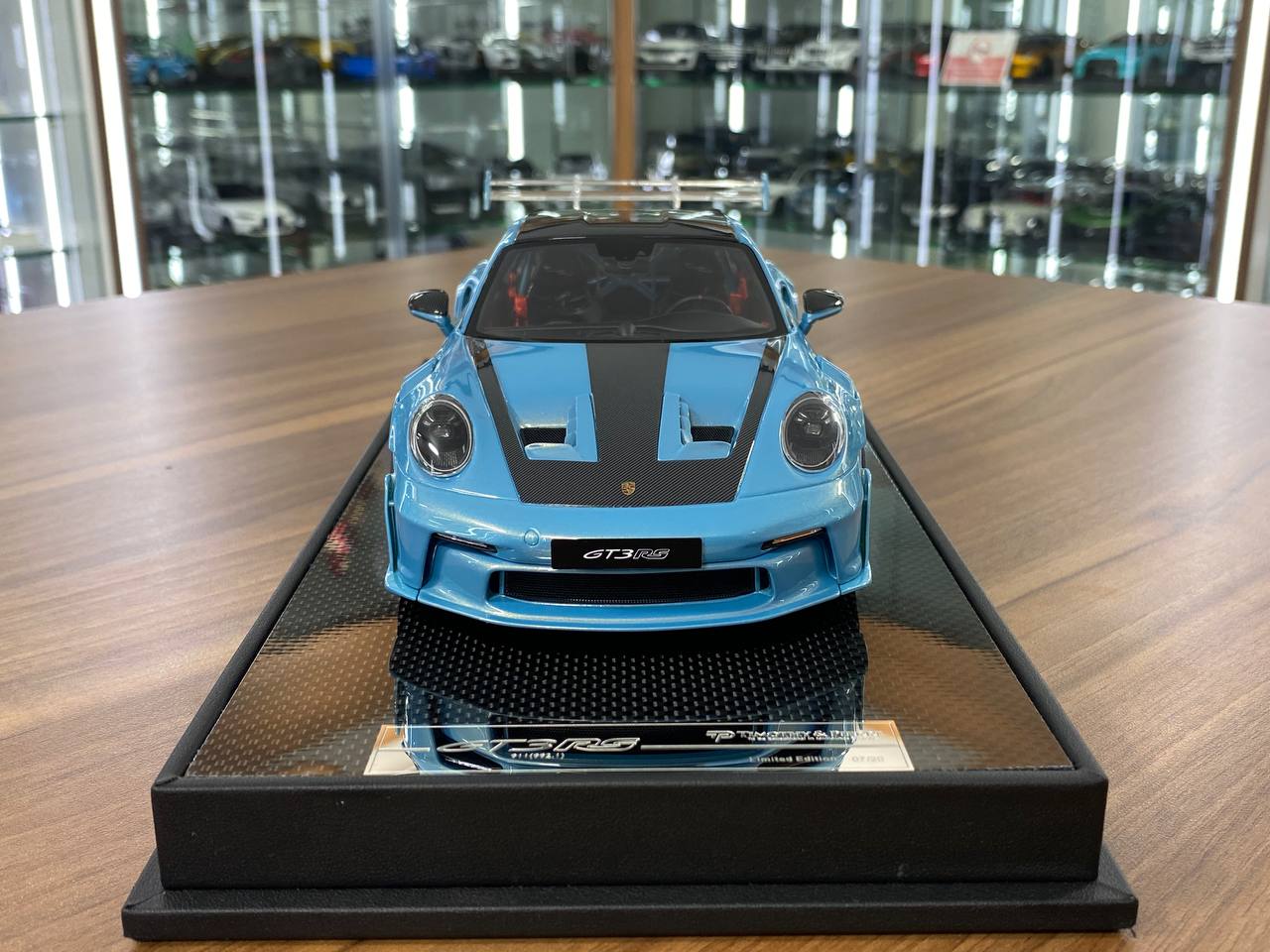 1/18 Resin Timothy & Pierre Porsche 911 GT3 RS (992.1) Mirage Chrome Blue Limited Edition: 20 pcs