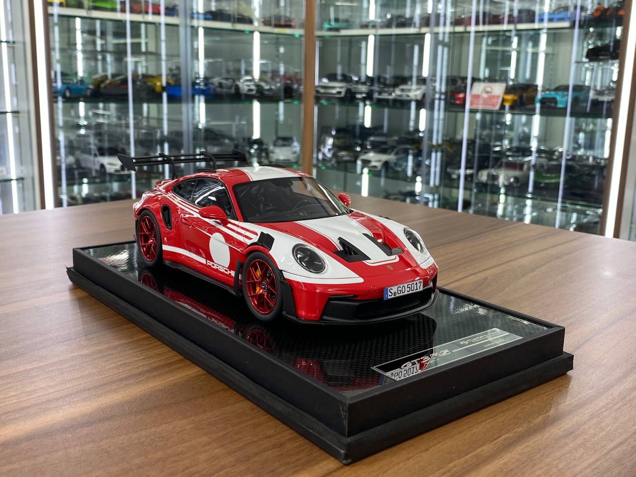 1/18 Resin Timothy & Pierre Porsche 911 GT3 RS (992.1)  Salzburg Livery / red rim Limited Edition: 25 pcs
