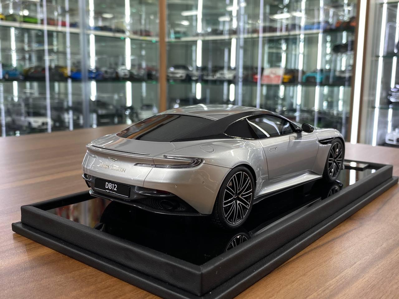 1/18 Resin MotorHelix Aston Martin DB12 Coupe Lightning Silver Limited Edition: 99 pcs