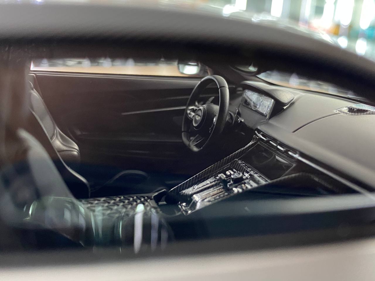 1/18 Resin MotorHelix Aston Martin DB12 Coupe Lightning Silver Limited Edition: 99 pcs