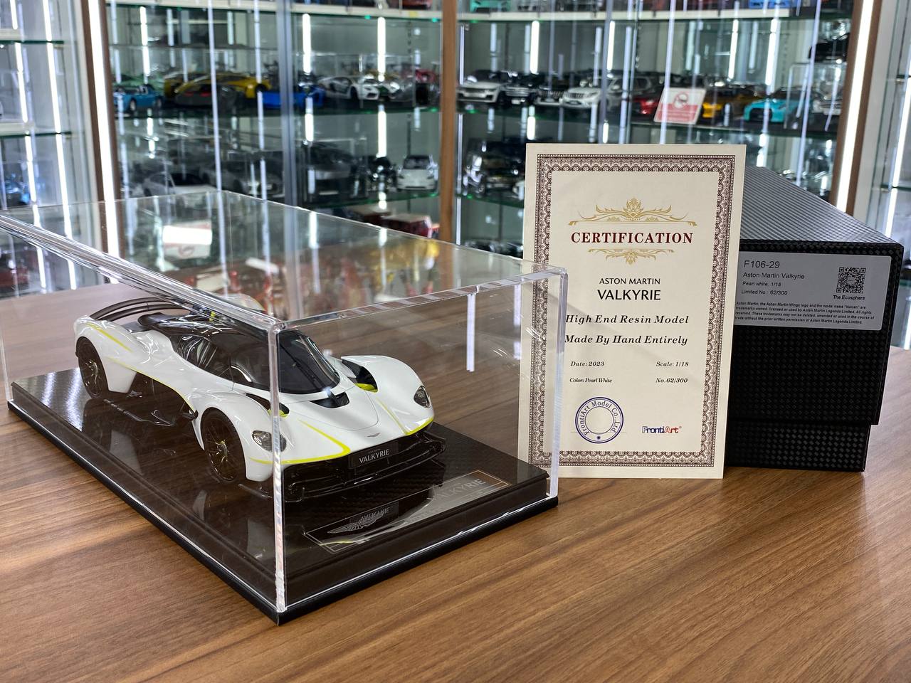 1/18 Resin Model Fronti Art Aston Martin Valkyrie Pearl White Limited 300 units
