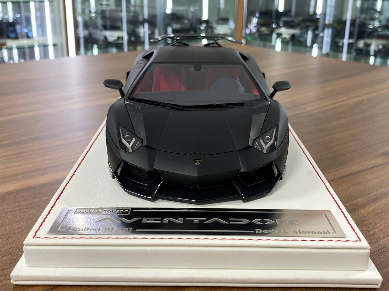 1/18 Resin Lamborghini AVENTADOR Novitec TORADO by Davis & Giovanni in Matt Black , ADV1 rim Limited- 1 of 1