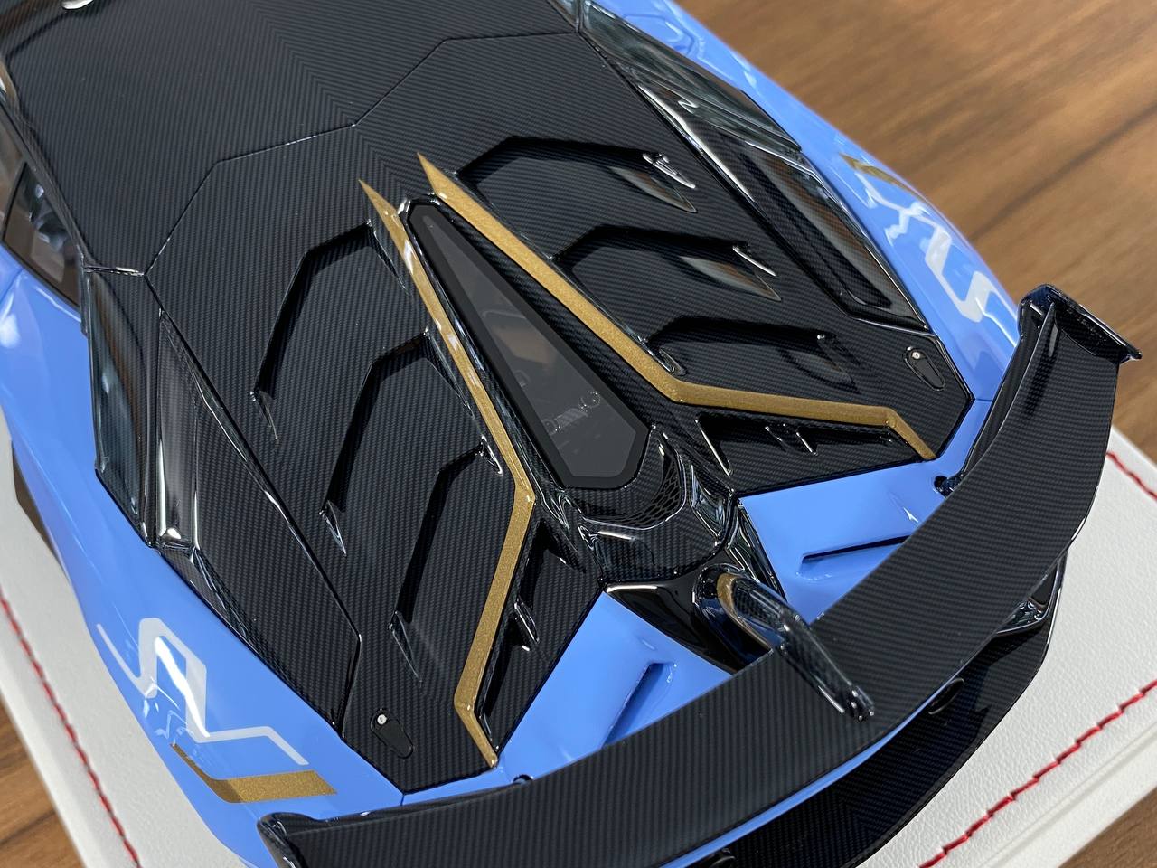 1/18 Resin Lamborghini AVENTADOR SVJ #63 Blue , carbon roof Limited- 06 pcs by Davis & Giovanni