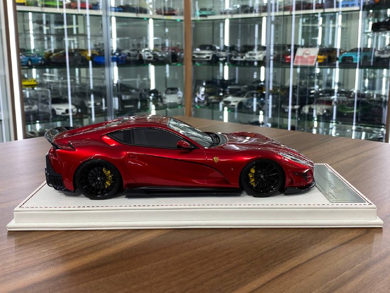 1/18 Resin Ferrari 812 Superfast SVR | Davis & Giovanni | Limited 6 pcs | Candy Red with Black Accents