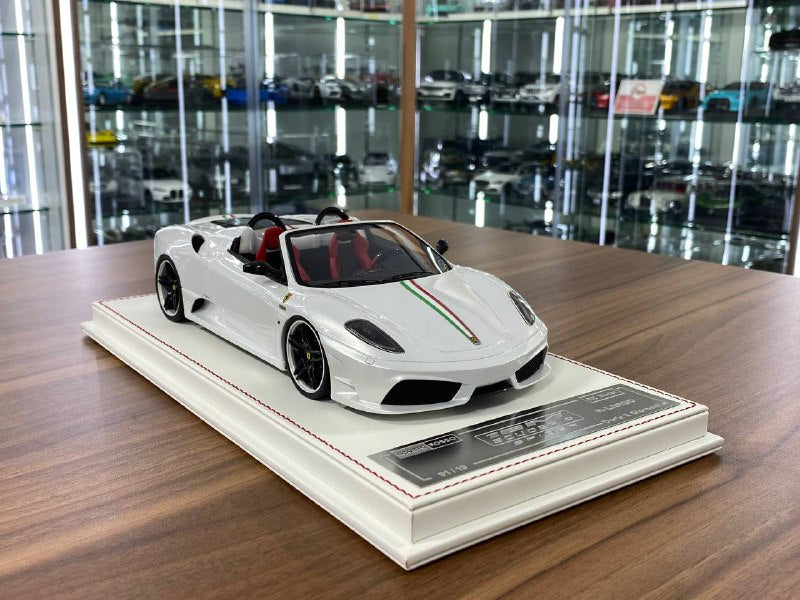1/18 Ferrari 16M Scuderia Spider Novitec | Davis & Giovanni | Limited 10 pcs | Pearl White with Italia Stripe