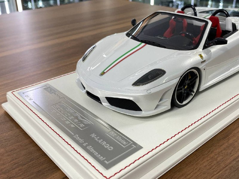 1/18 Ferrari 16M Scuderia Spider Novitec | Davis & Giovanni | Limited 10 pcs | Pearl White with Italia Stripe