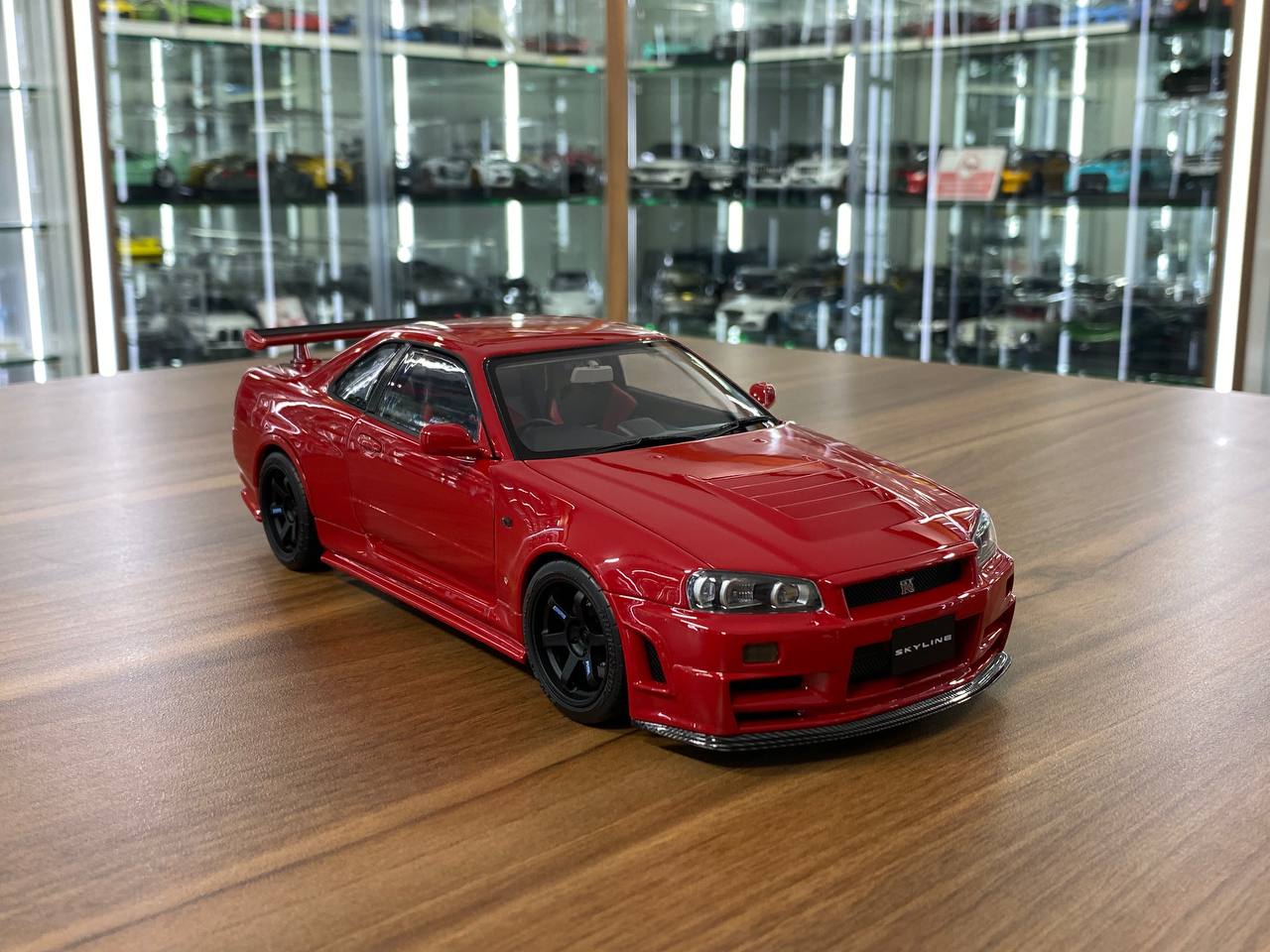 1/18 Diecast – Nissan Skyline GT-R R34 Customized Version | MotorHelix | Limited 399 pcs | Active Red