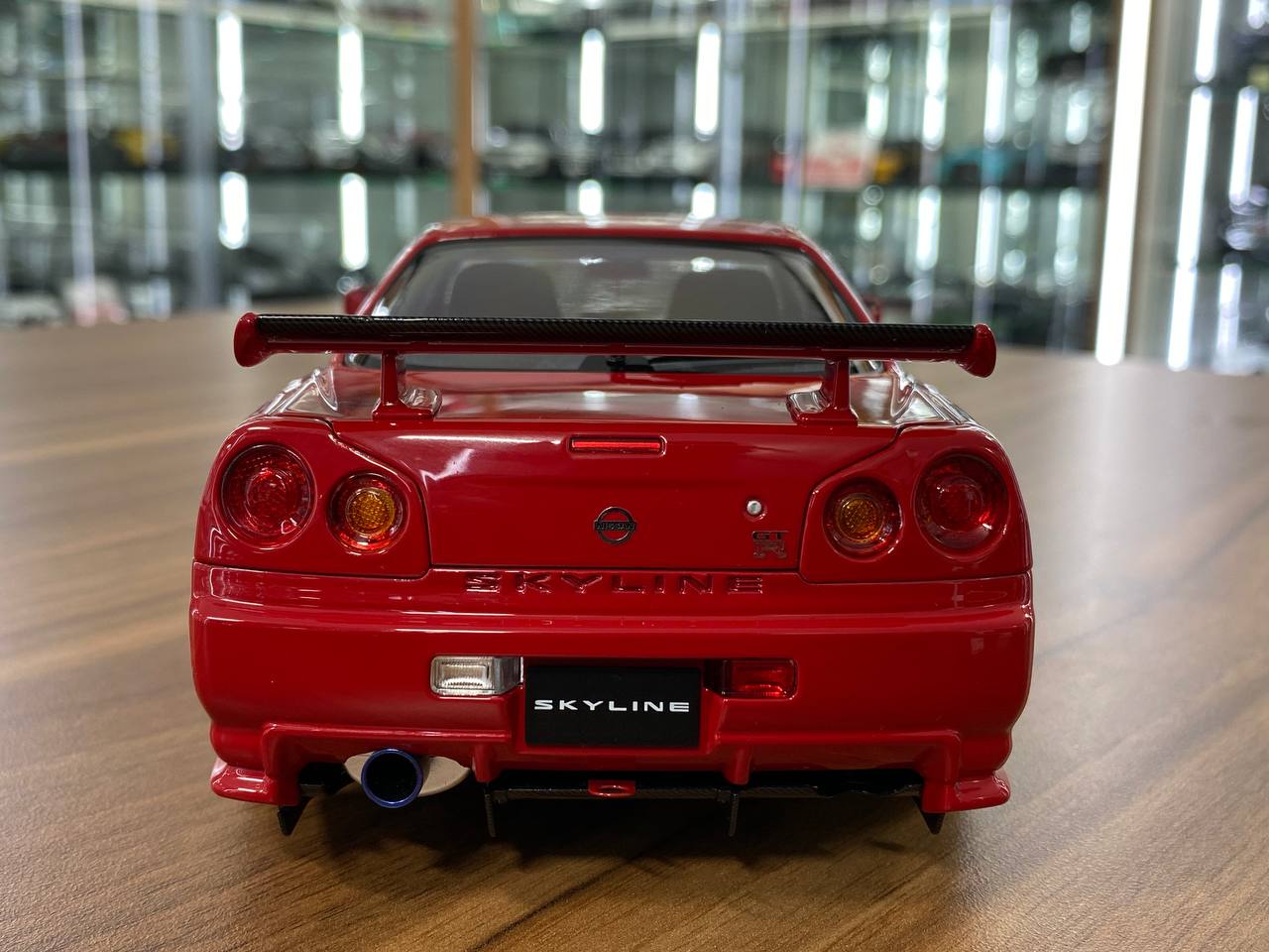 1/18 Diecast – Nissan Skyline GT-R R34 Customized Version | MotorHelix | Limited 399 pcs | Active Red