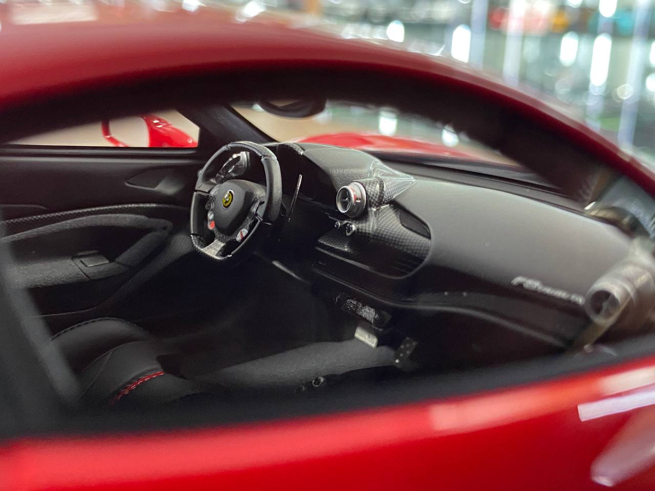 1/18 Resin BBR Ferrari F8 Tributo in Rosso Corsa 322 | Limited 48 pcs Collectible