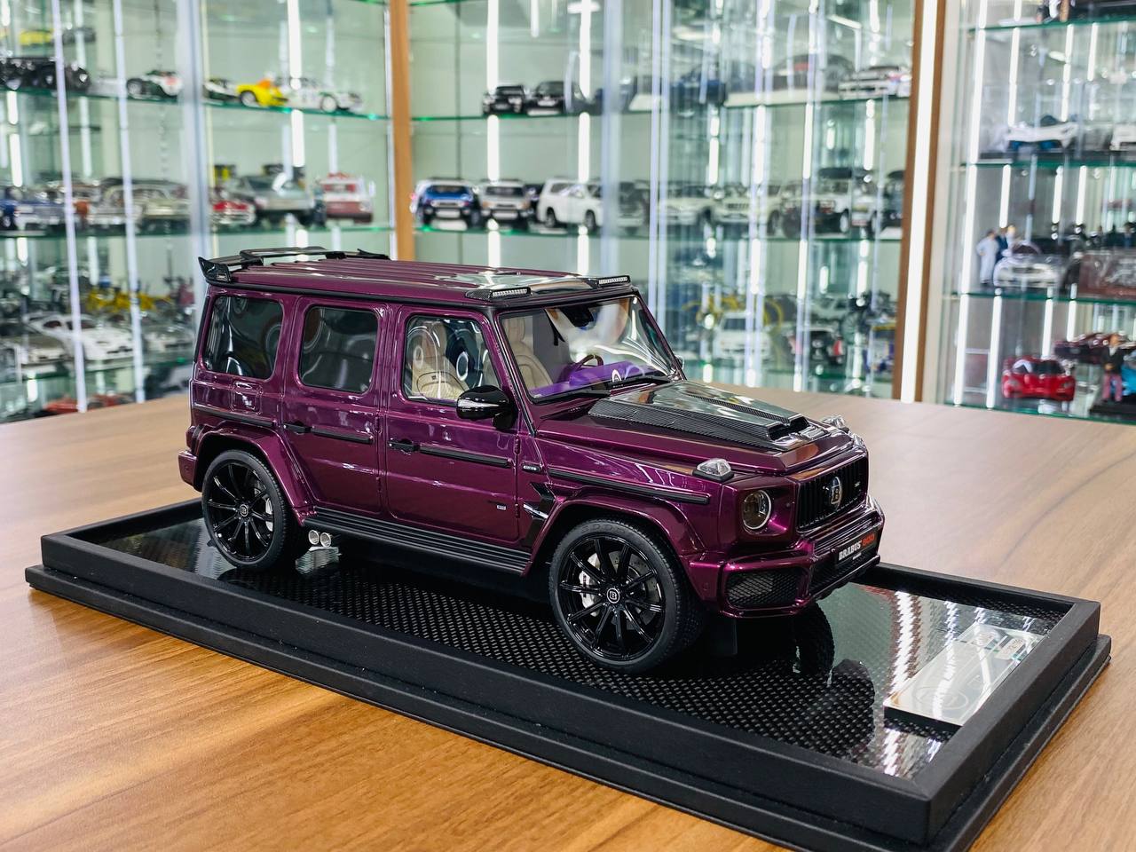 1/18 Resin Mercedes-Benz Brabus G800 G-Class W463 2019 Purple - MotorHelix