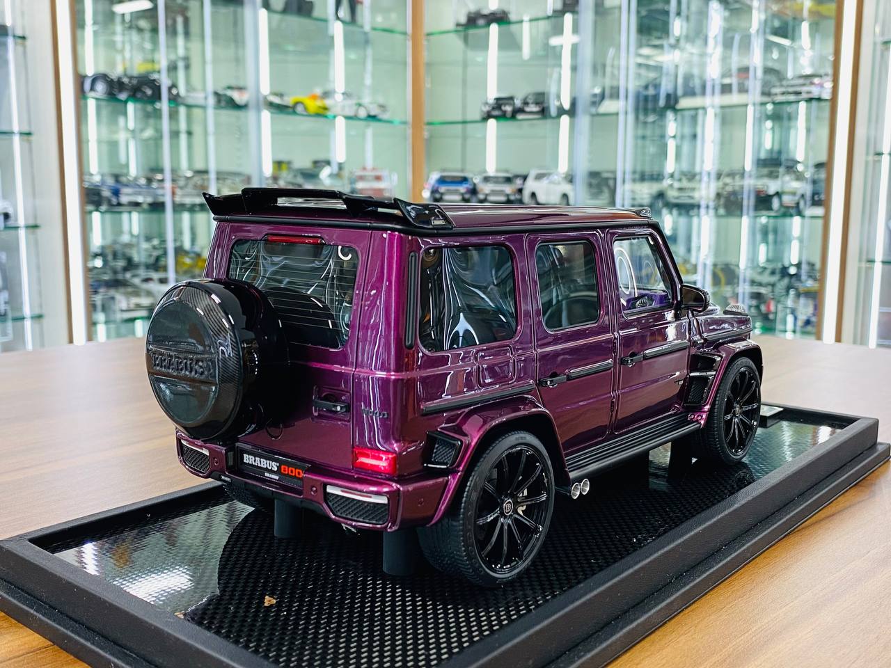 1/18 Resin Mercedes-Benz Brabus G800 G-Class W463 2019 Purple - MotorHelix