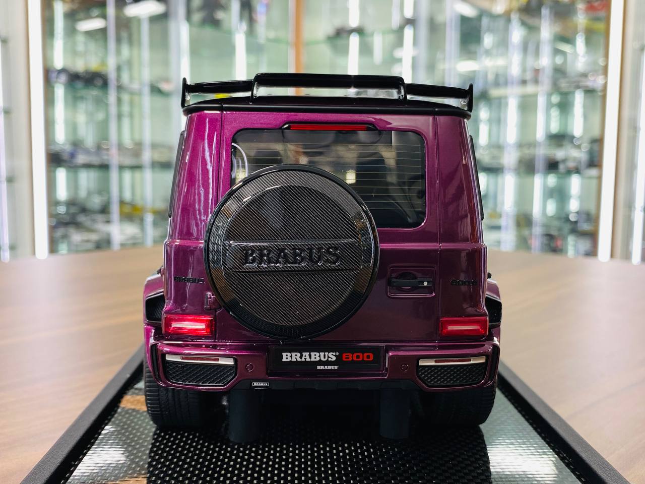 1/18 Resin Mercedes-Benz Brabus G800 G-Class W463 2019 Purple - MotorHelix