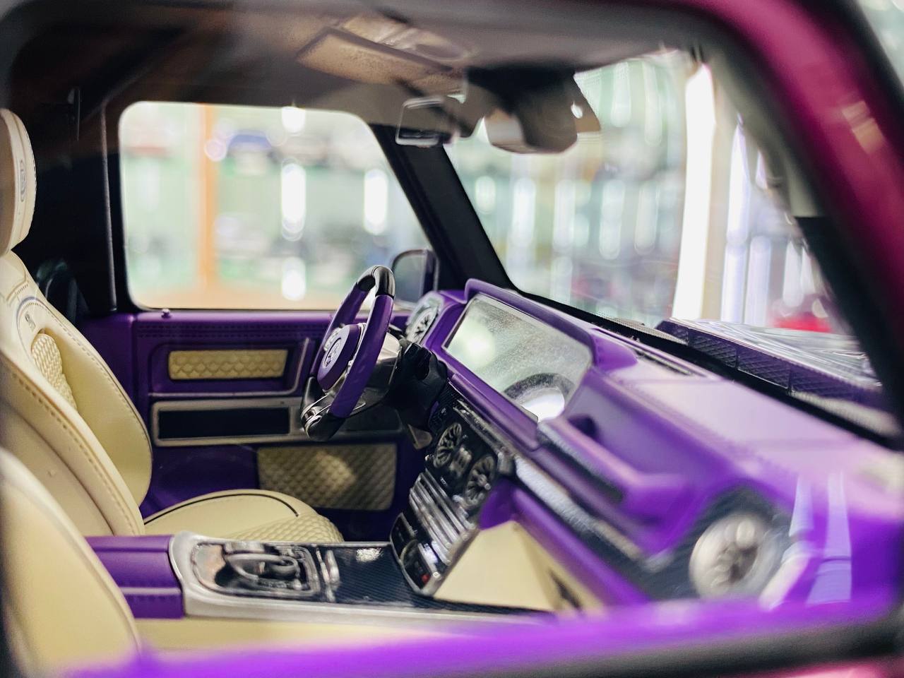 1/18 Resin Mercedes-Benz Brabus G800 G-Class W463 2019 Purple - MotorHelix