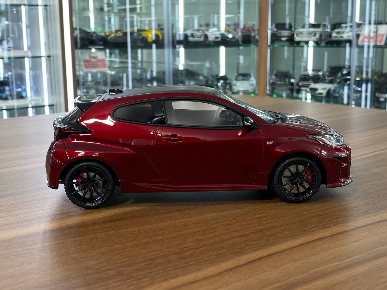1/18 Resin Model – Toyota Yaris GR | OttO Mobile | Not Opening | Red | Limited 3000