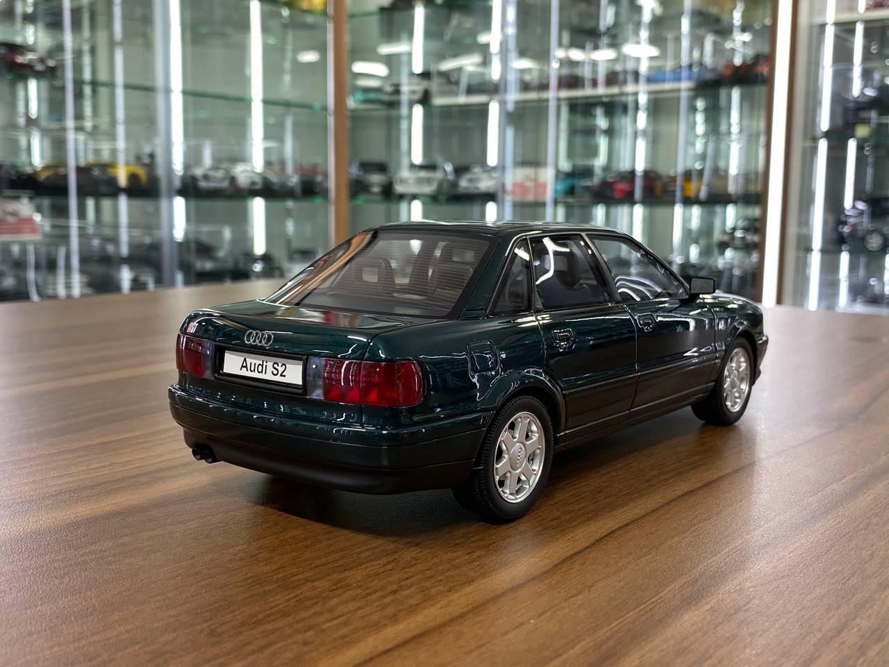 1/18 Resin Model – Audi S2 Sedan | OttO Mobile | Dark Green | Limited 2000