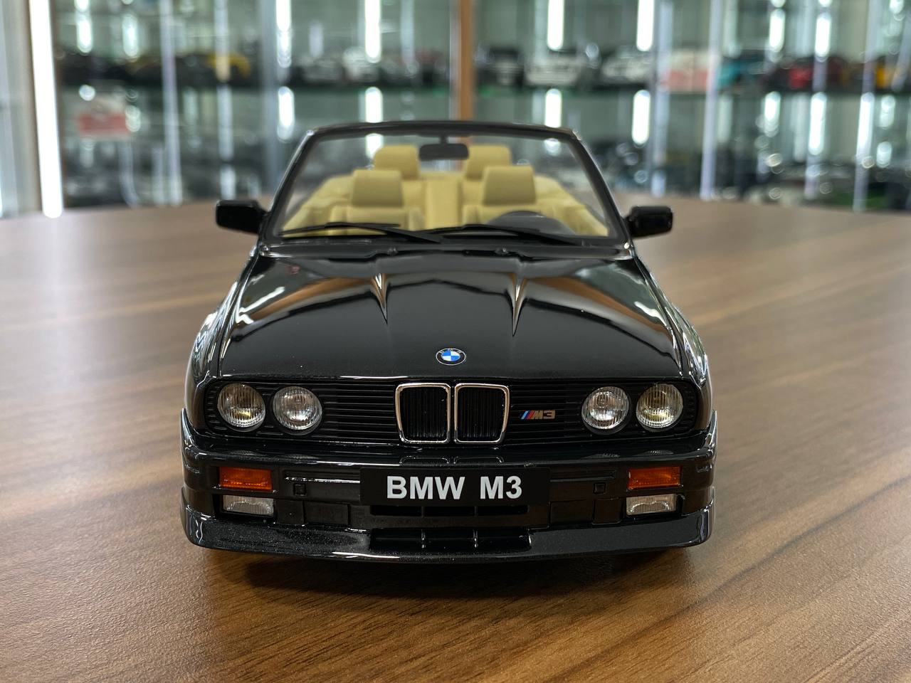 1/18 Resin Model OttO Mobile BMW M3 E30 Convertible – Black – Limited 3000 pcs