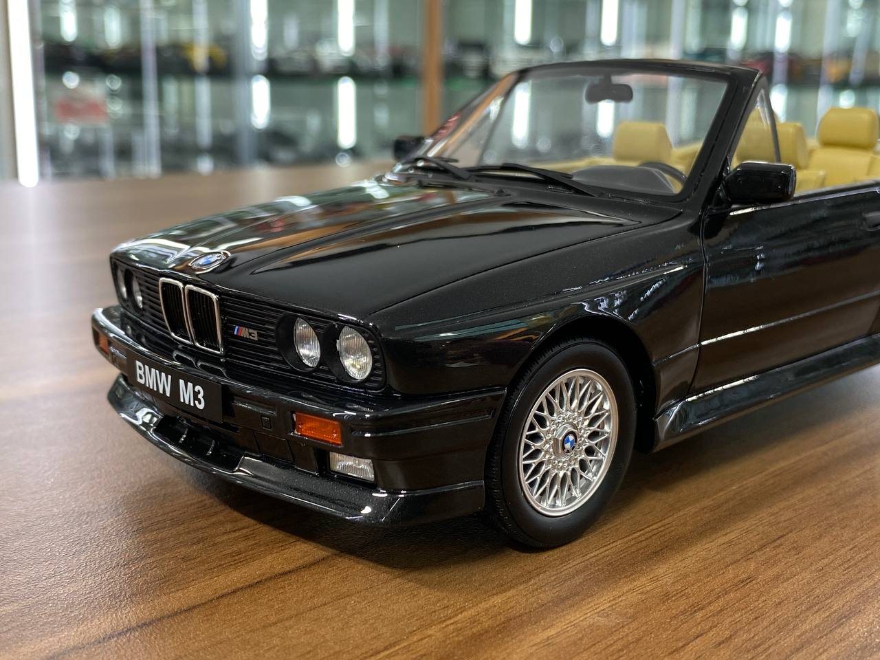 1/18 Resin Model OttO Mobile BMW M3 E30 Convertible – Black – Limited 3000 pcs