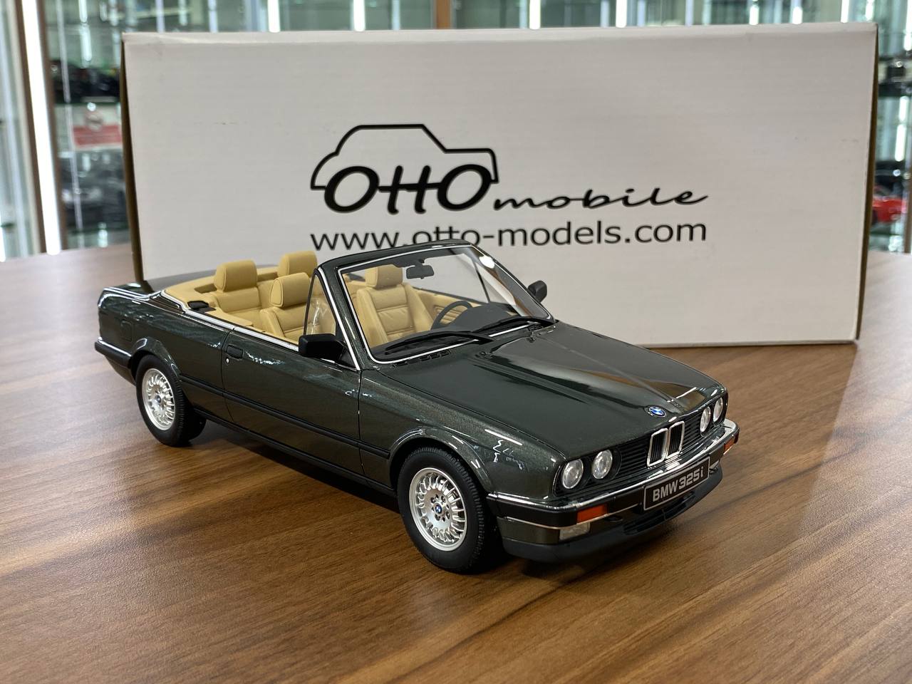 1/18 Resin Model OttO Mobile BMW 325i E30 Cabrio – Grey – Limited 2000 pcs