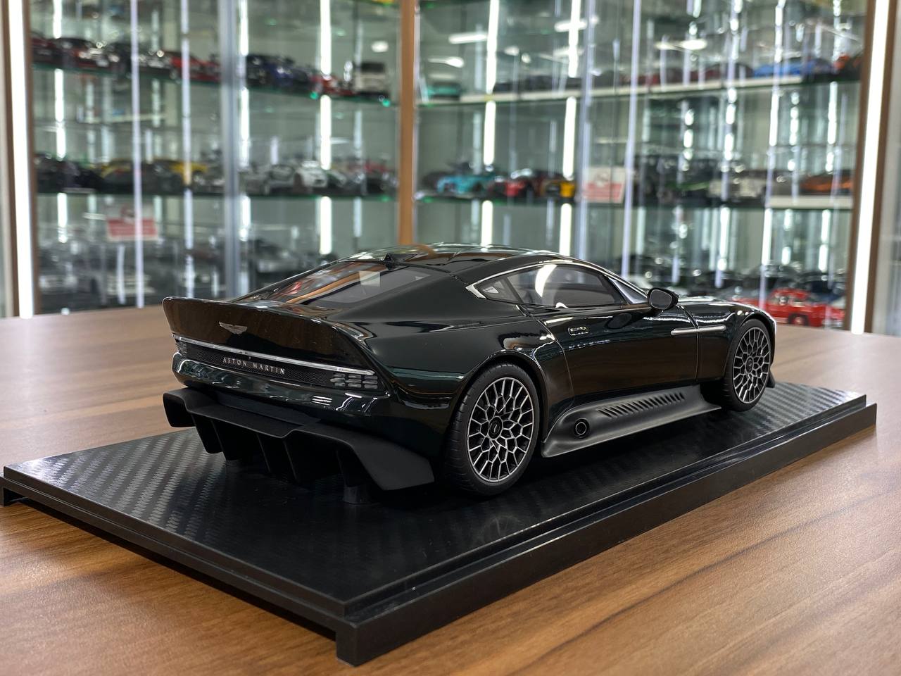 1/18 Resin Model GT Spirit Aston Martin Victor 2021 – Dark Green – Limited Edition