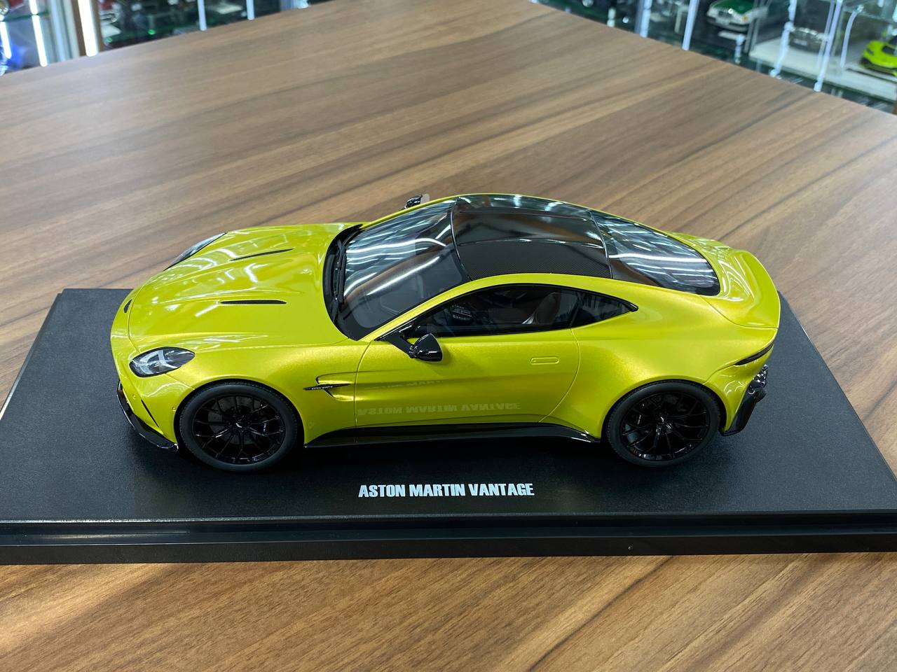 1/18 Resin Model GT Spirit Aston Martin Vantage 2024 – Yellow – Limited Edition