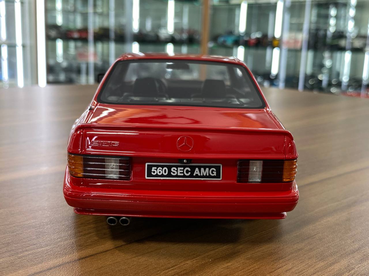 1/18 Resin Mercedes-Benz 560 SEC AMG (W126) 1987 - Signal Red by OttOMobile - Limited 2000 pcs