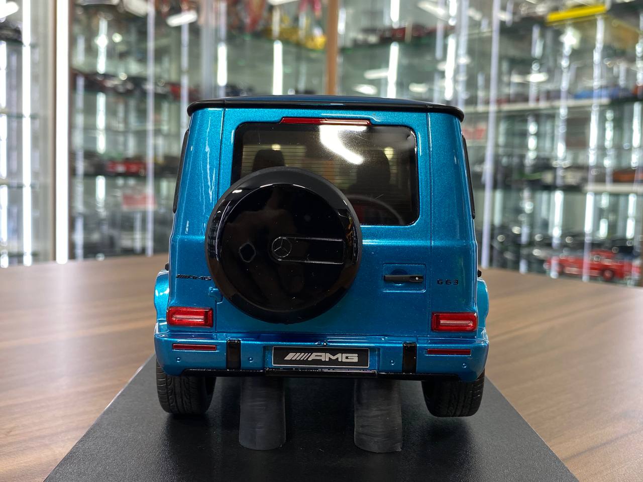 1/18 Resin GT Spirit Mercedes Benz AMG G63 2024 Hyperblue magno Limited 999 pcs