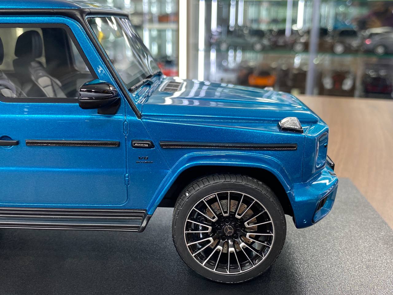1/18 Resin GT Spirit Mercedes Benz AMG G63 2024 Hyperblue magno Limited 999 pcs