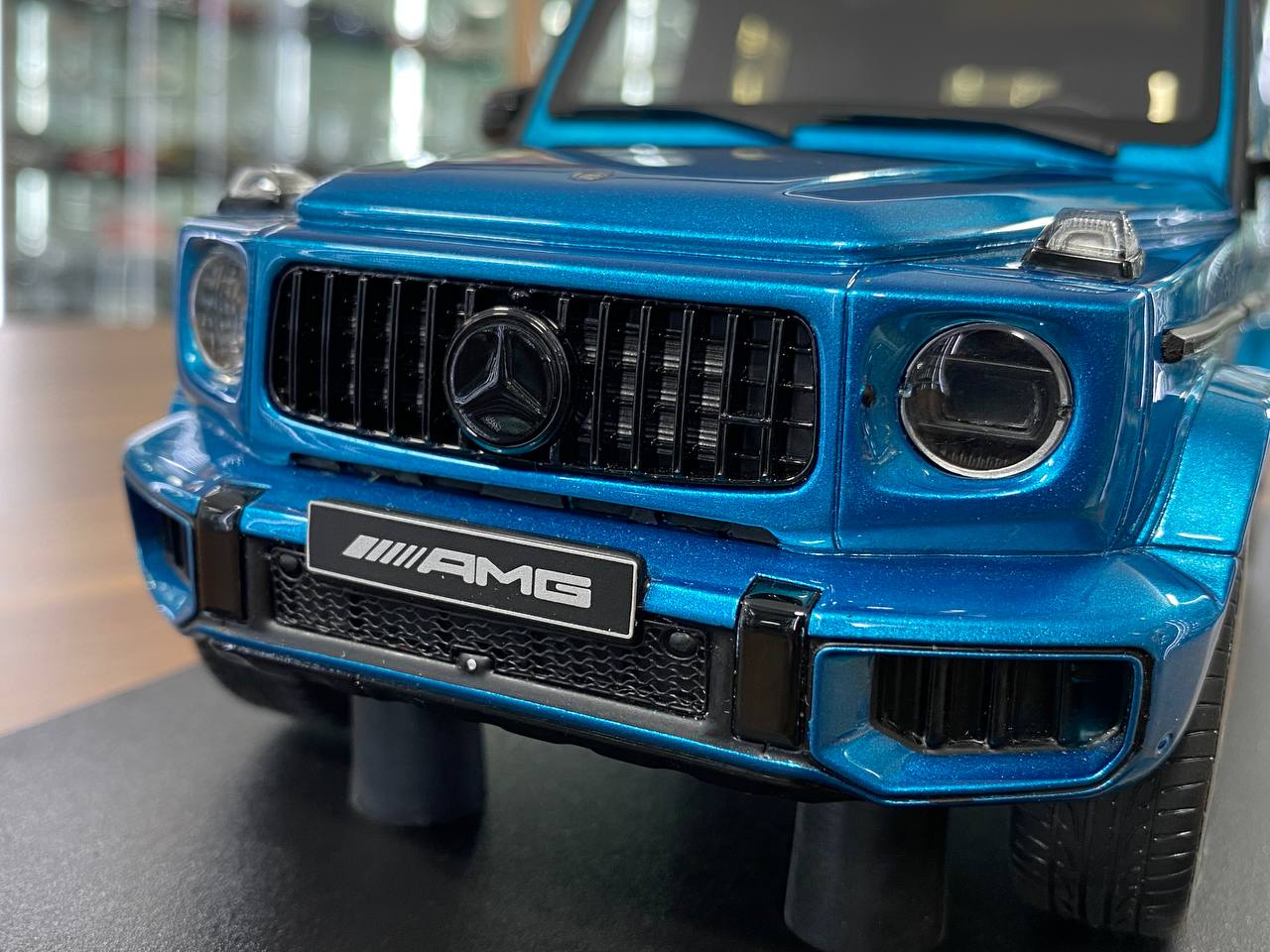 1/18 Resin GT Spirit Mercedes Benz AMG G63 2024 Hyperblue magno Limited 999 pcs