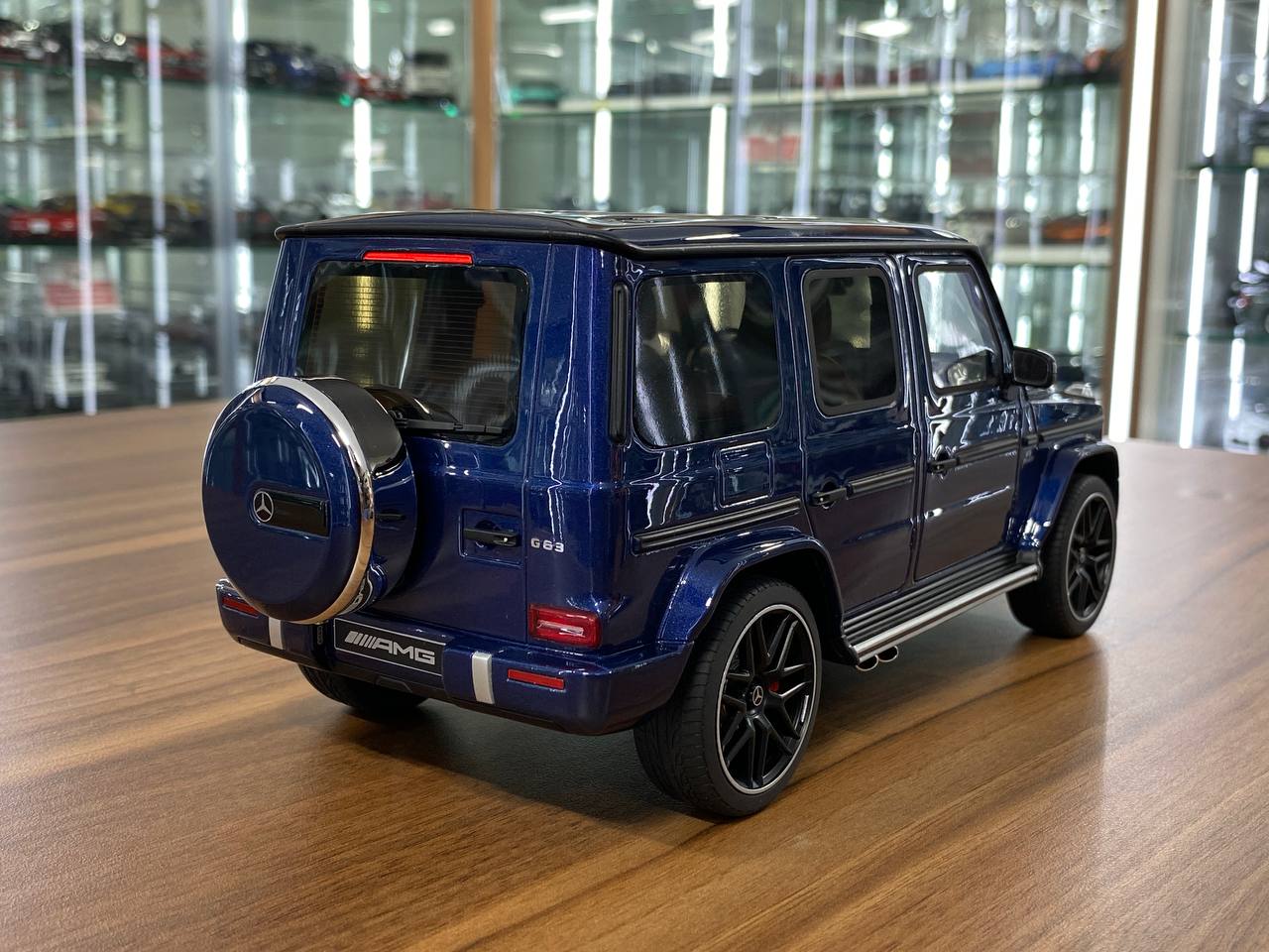 18 Resin model GT Spirit Mercedes Benz AMG G 63 W464 2020 Blue Metallic Limited 999 pcs