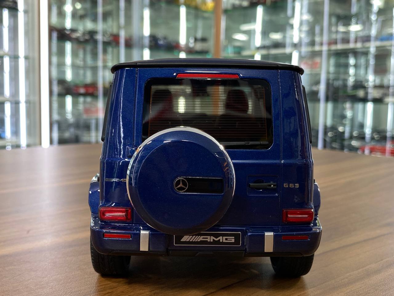 18 Resin model GT Spirit Mercedes Benz AMG G 63 W464 2020 Blue Metallic Limited 999 pcs
