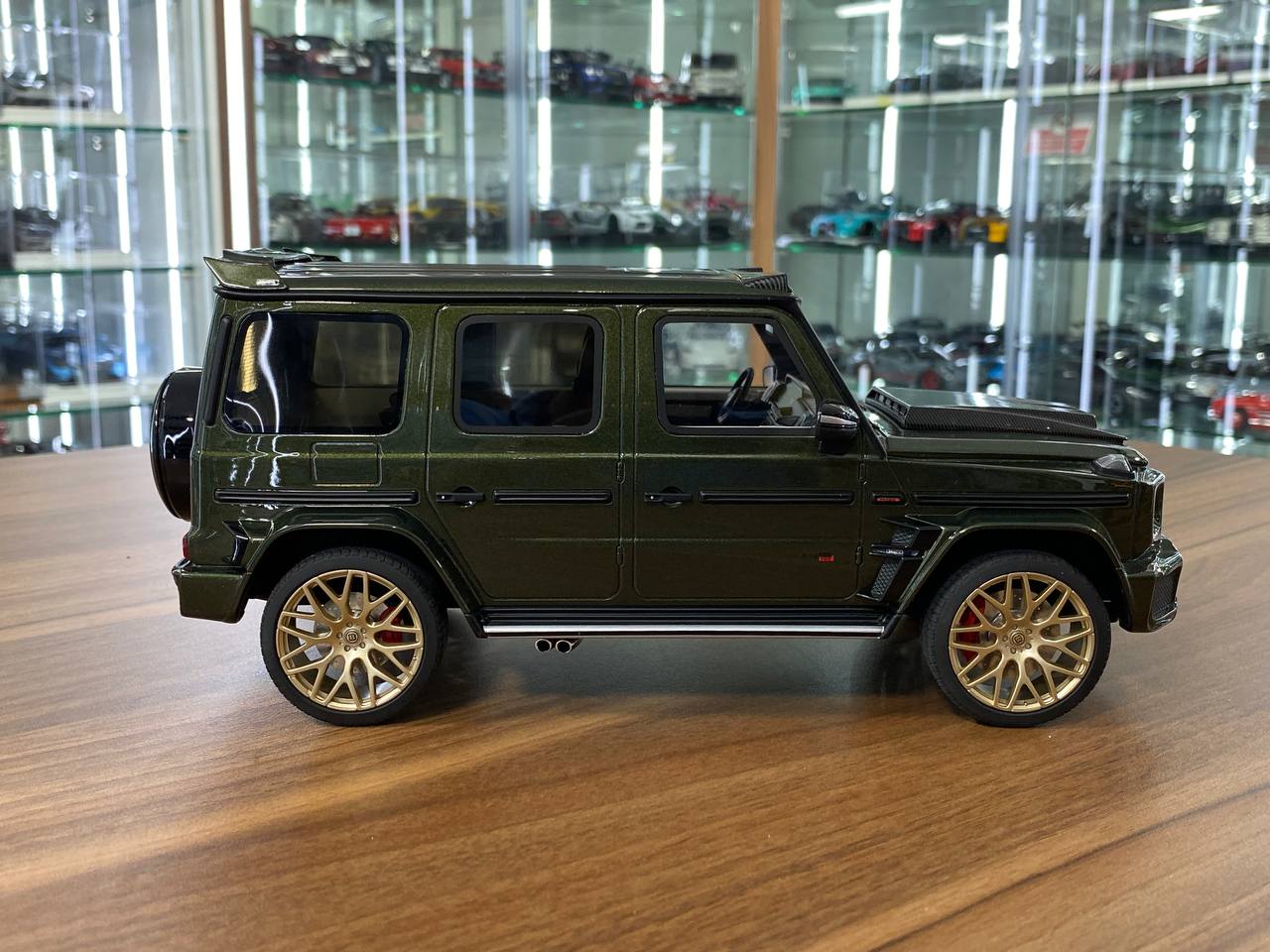 1/18 Resin model GT Spirit Mercedes Benz G 63 BRABUS 700 Widestar 2023 Olive Green Limited 999 pcs