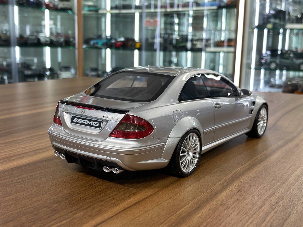1/18 Resin Otto Mobile Mercedes Benz CLK 63 AMG Black Series 2008 Iridium Silver Limited 2000 pcs