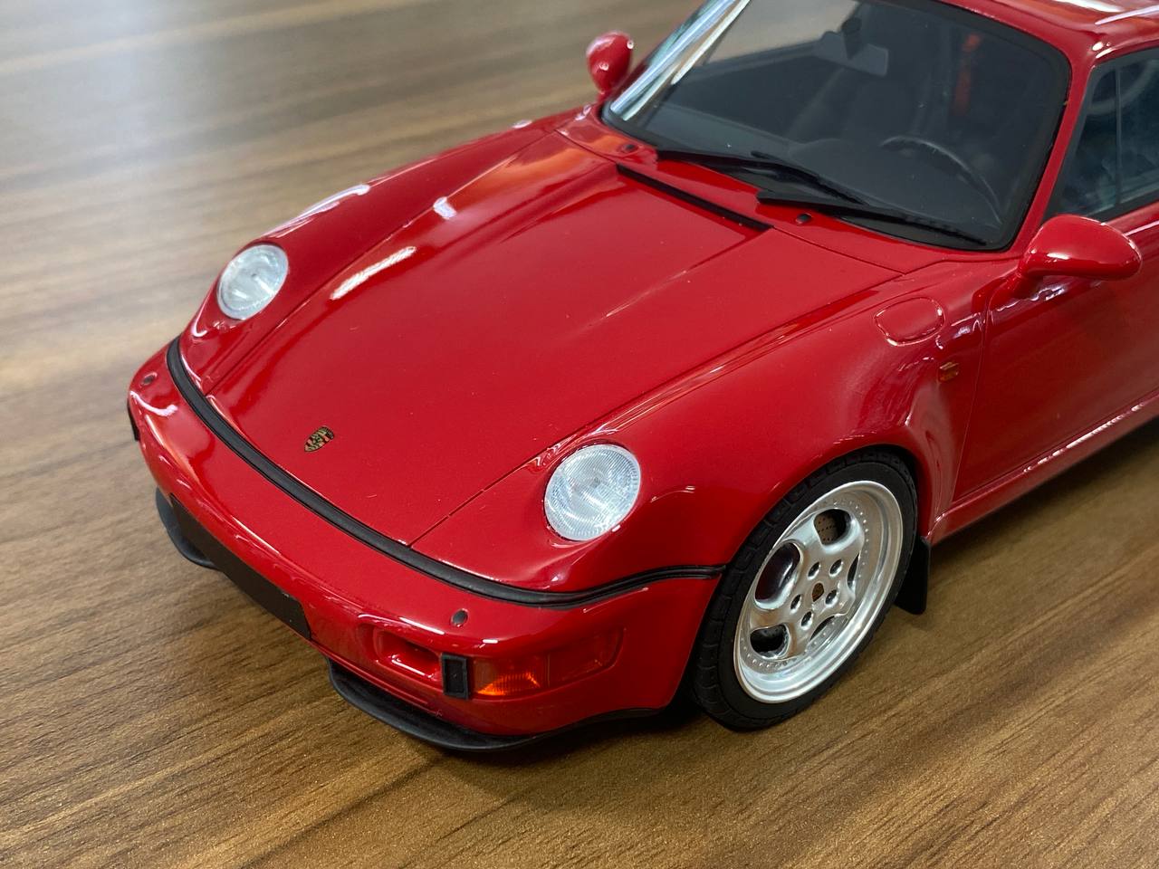 1/18 Resin GT Spirit PORSCHE 911 (964) Turbo S 1994 Red Limited 999 pcs