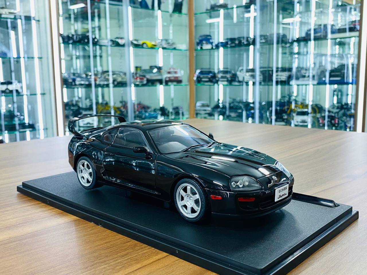 Toyota Supra Mk4 (A80) Noir 1993 – Solido 1/18 Neuf – La Légende Du Fast & Furious Toyota Supra Mk4 (A80) Noir 1993 – Solido 1/18 Neuf – La Légende Du Fast & Furious