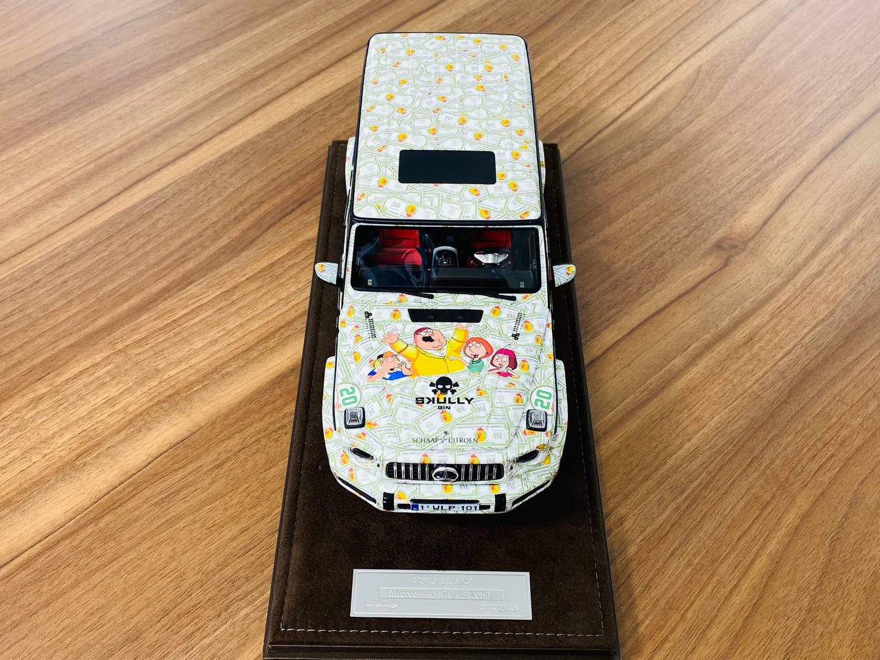 1/18 Resin Model - Motor Helix Mercedes-Benz AMG G-63 (2019) Family Guy Versioned 1 of 1