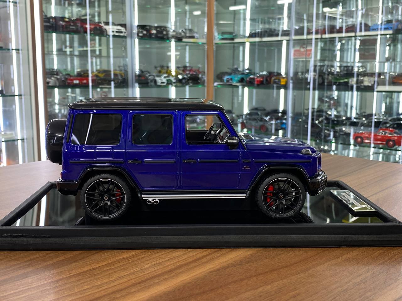 1/18 Resin Motor Helix Mercedes Benz AMG G63 2019 Metallic Blue Limited 99 pcs